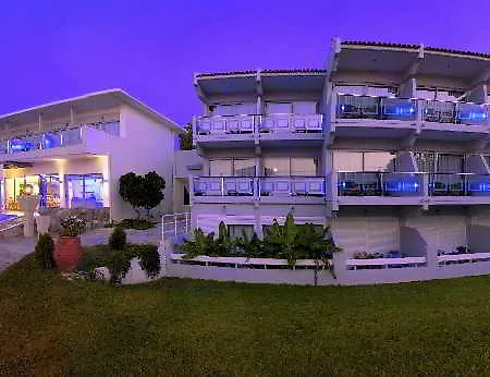 Bay Art Boutique - Adults Only Hotel 4*