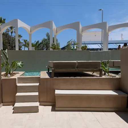 Bay Art Boutique - Adults Only Hotell