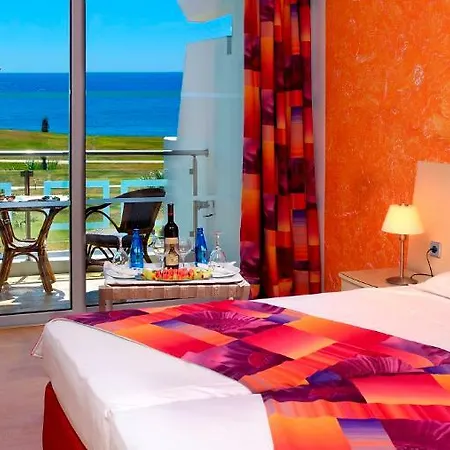 Bay Art Boutique - Adults Only Hotell 4*