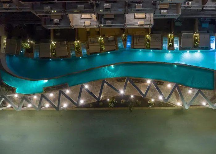 Bay Art Boutique - Adults Only Hotel