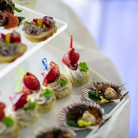 Bay Art Boutique - Adults Only Otel