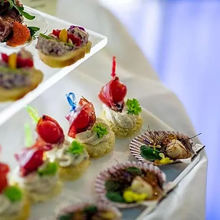 Bay Art Boutique - Adults Only 4*