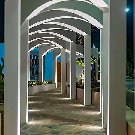 Hotel Bay Art Boutique - Adults Only 4*