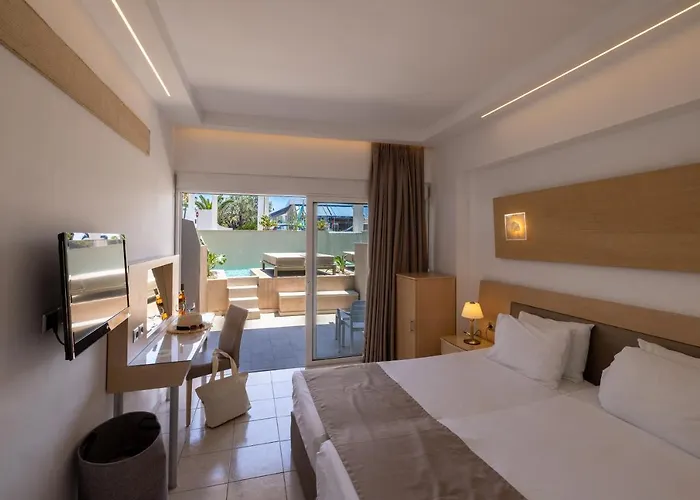 Hotel Bay Art Boutique - Adults Only