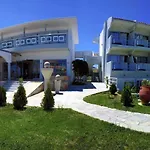 Hotel Bay Art Boutique - Adults Only 4*